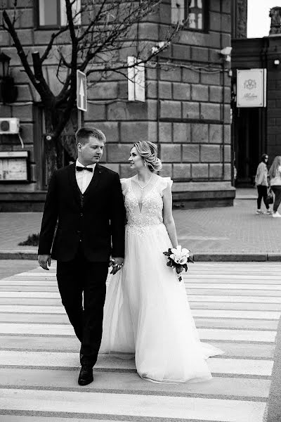 Fotógrafo de casamento Irina Popova (misterpopo4ka). Foto de 11 de junho 2019