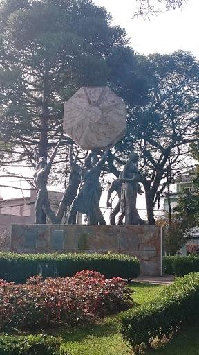 Monumento aos Cooperativistas