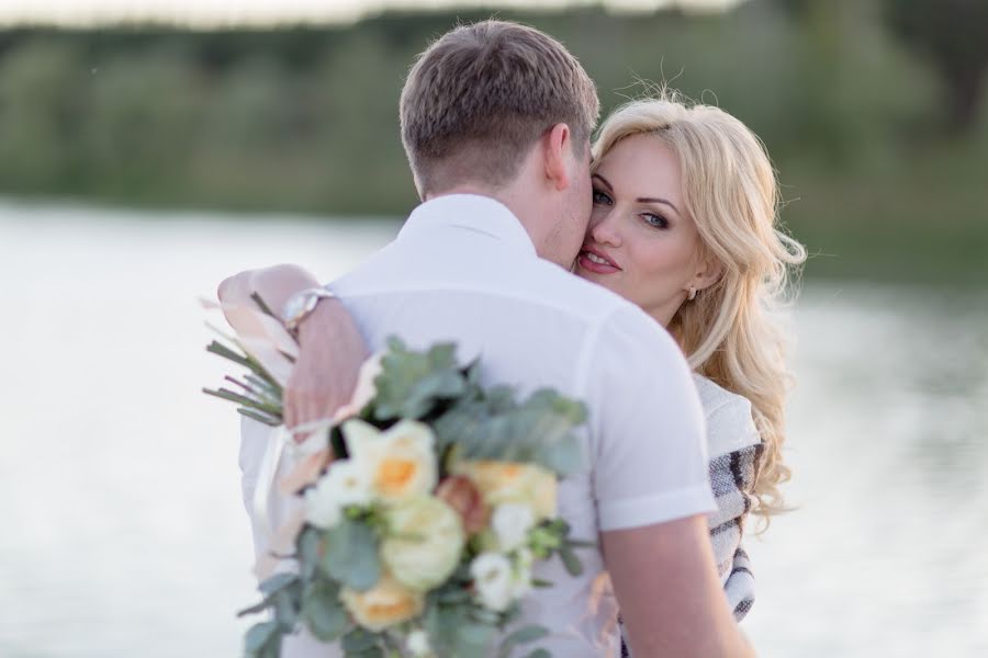 Fotógrafo de bodas Aleksey Gvozdelko (feo3000). Foto del 13 de julio 2016