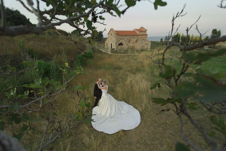 Photographe de mariage Rigli Lutaj (riglilutaj). Photo du 4 novembre 2016