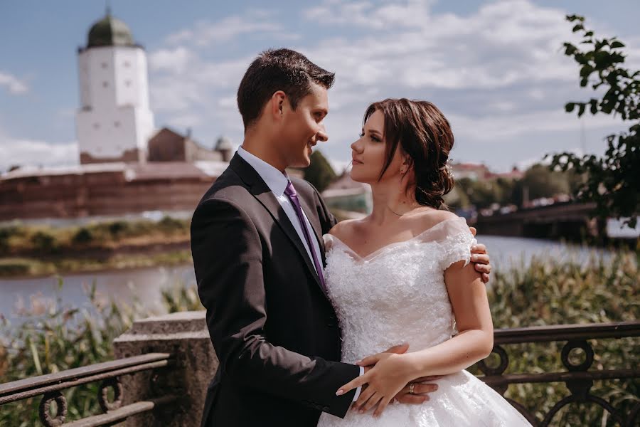 Fotografo di matrimoni Anastasiya Obolenskaya (obolenskaya). Foto del 19 settembre 2019