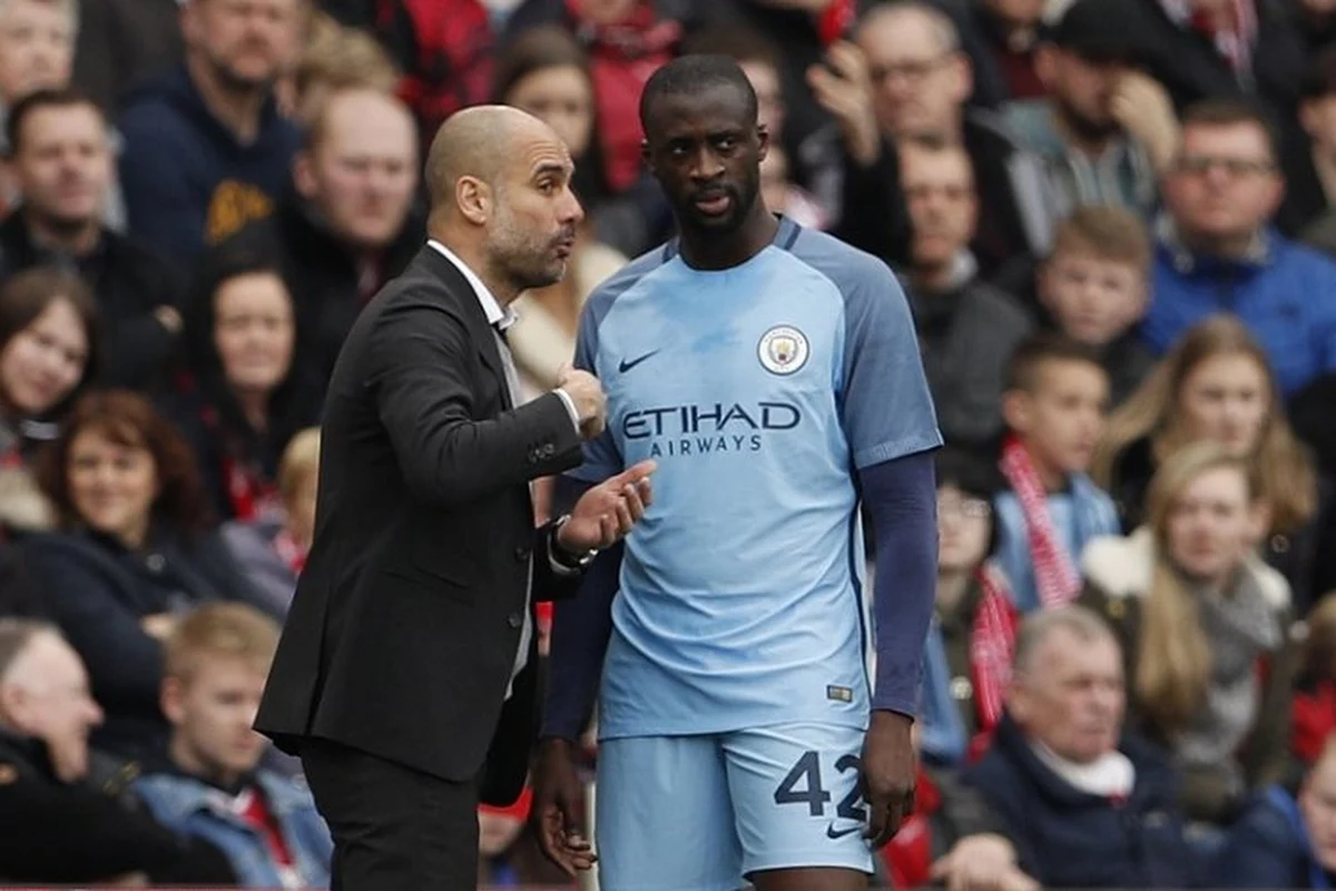 🎥 Fêté par ses ex-équipiers après le titre, Yaya Touré dément l'annonce de sa retraite !