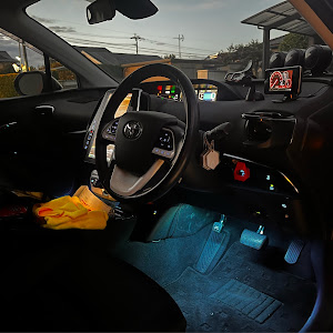 プリウスPHV ZVW52