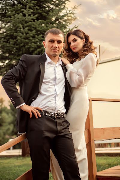 Wedding photographer Polina Vereschagina (fotobober). Photo of 14 April 2019