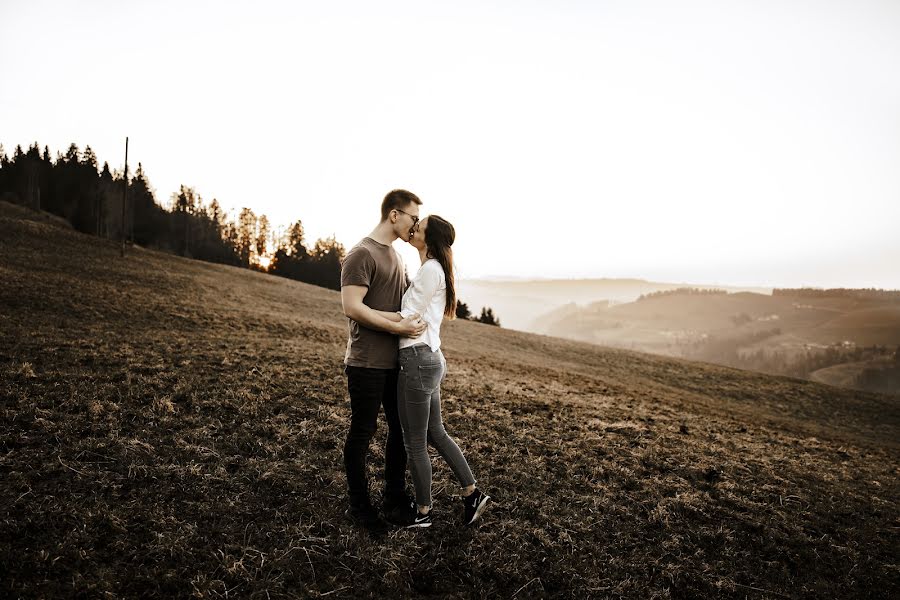 Fotografo di matrimoni Daniel Dyntar (dyntar). Foto del 12 maggio 2022