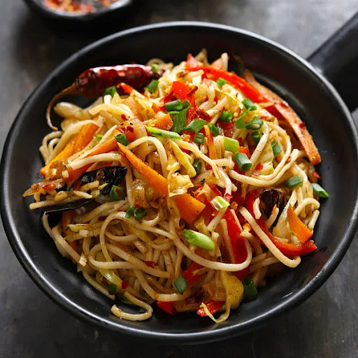 Paneer Chilli Garlic Noodles