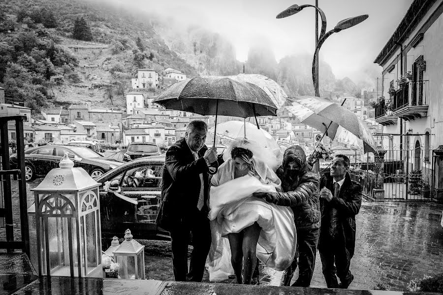 Fotografo di matrimoni Angelo Oliva (oliva). Foto del 9 maggio 2022