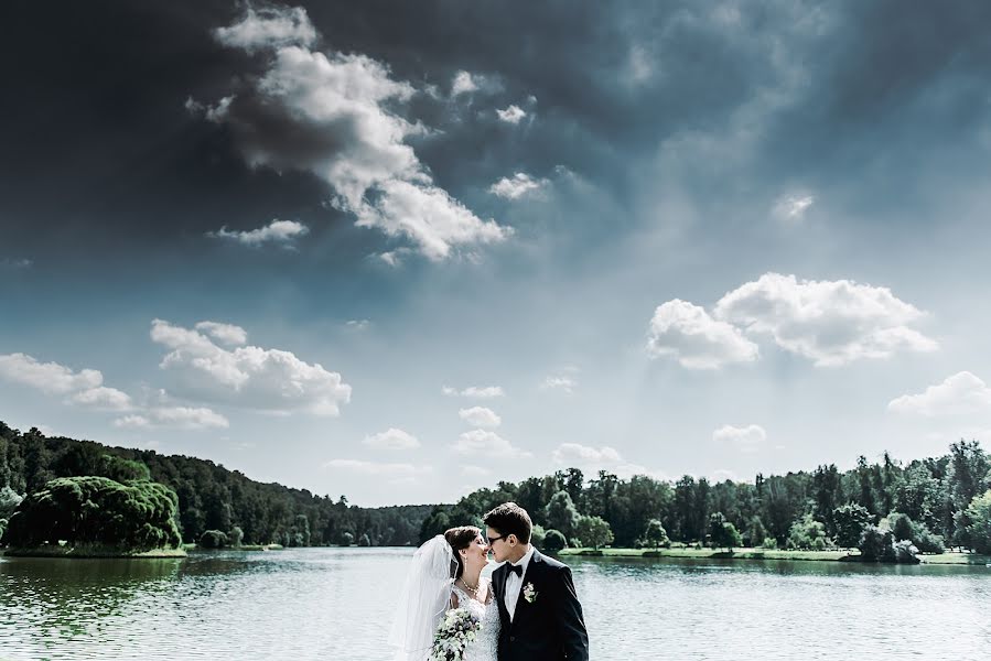 婚礼摄影师Marina Piryazeva（pi-photo）。2016 9月9日的照片