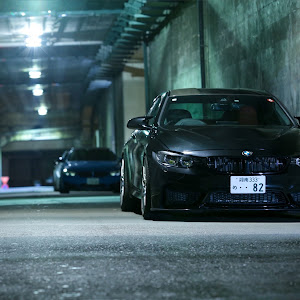 M4 クーペ F82