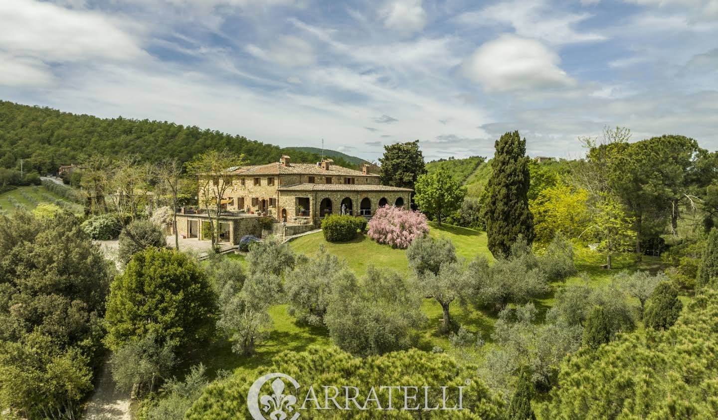 Farm house with garden and pool Sinalunga