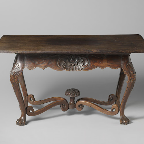 Maestro Taalkunde merk op Tafel van Indonesisch hout, anoniem, ca. 1720 - ca. 1740 - Rijksmuseum