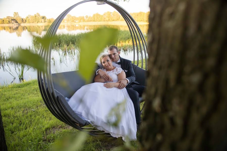 Fotógrafo de bodas Mariusz Pszczółkowski (anmaxstudio). Foto del 24 de febrero 2020