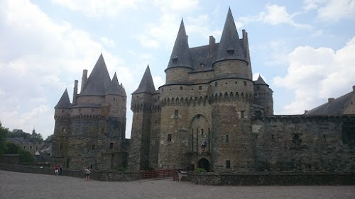 21-05-2018. Dinan, Vitré y Fougères - DOS SEMANAS POR BRETAÑA Y FUTUROSCOPE (16)