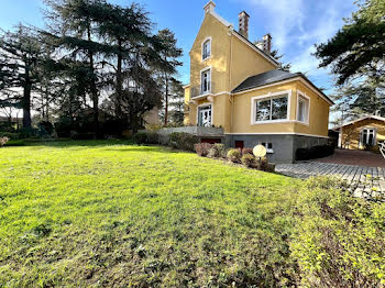 maison à Charbonnières-les-Bains (69)