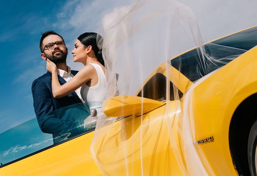 Fotógrafo de casamento Elena Porubova (porubovafoto). Foto de 14 de dezembro 2017