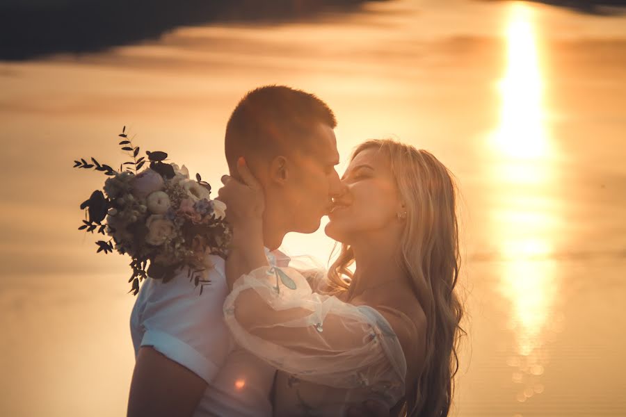 Fotógrafo de bodas Oleksandr Shevchuk (shinjukyo). Foto del 8 de octubre 2019