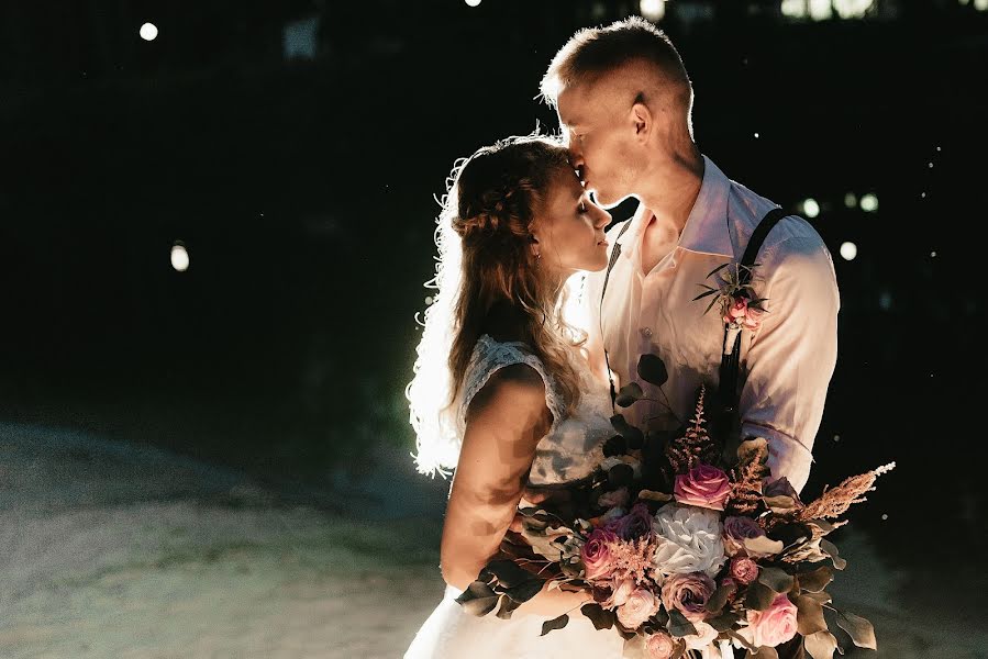 Fotógrafo de casamento Aleksandr Pecherica (shifer). Foto de 26 de setembro 2017