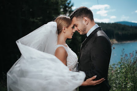 Fotógrafo de casamento Sabin Neacsa (sabinneacsa). Foto de 22 de março 2022