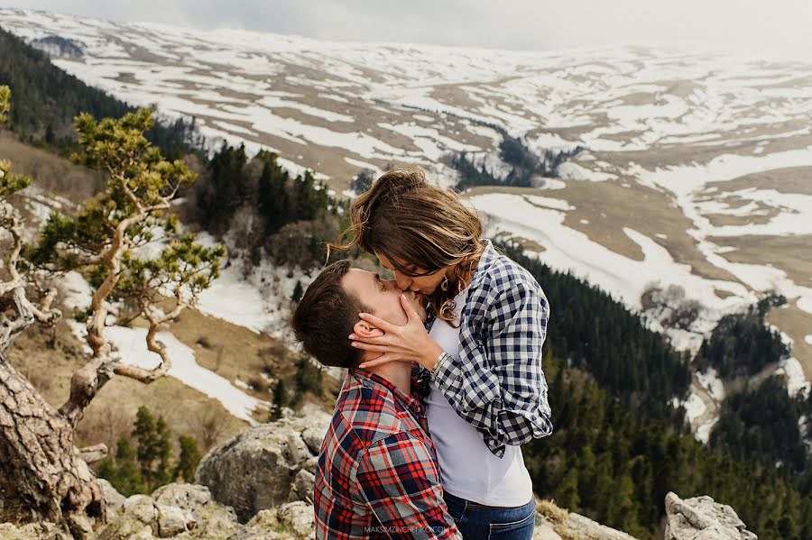 結婚式の写真家Maksim Zinchenko (futurama)。2017 4月22日の写真