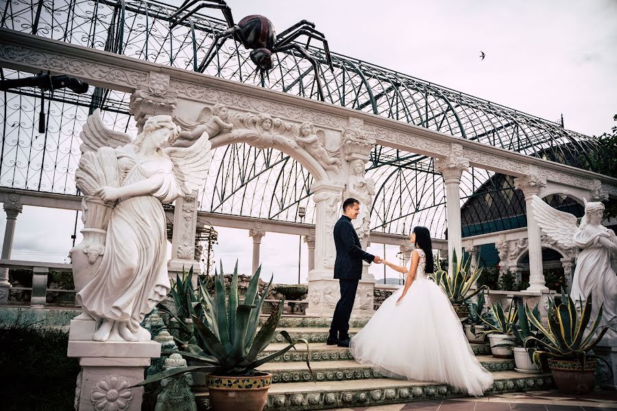 結婚式の写真家Horia Nedelcu (horianedelcu)。2021 6月17日の写真