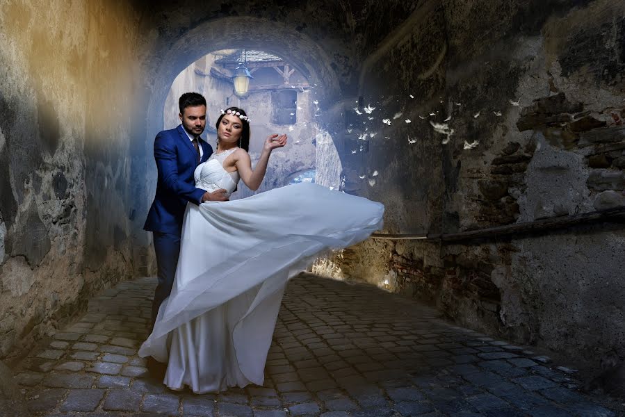 Wedding photographer Bogdan Nicolae (nicolae). Photo of 29 April 2017