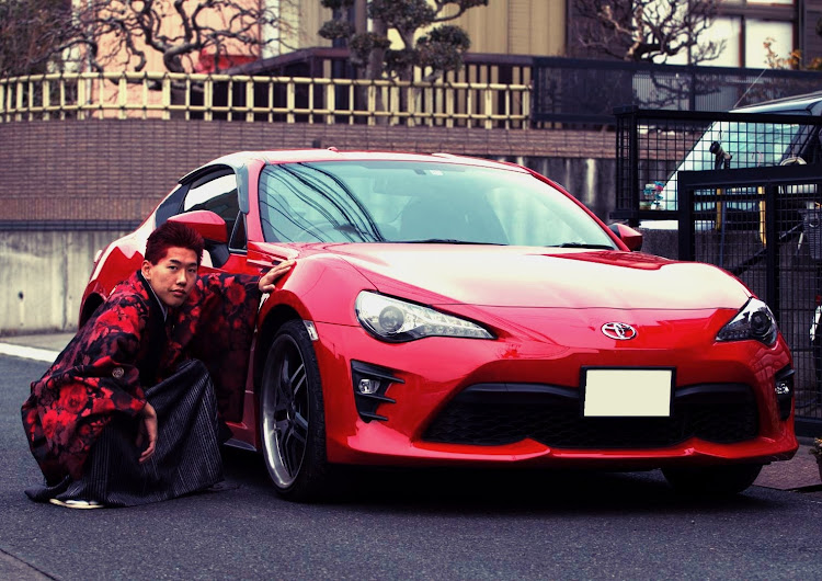 86の成人式！・86/BRZ・86BRZオーナーさんと繋がりたい・成人式の写真に関するカスタム事例の投稿画像1枚目