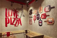 Pizza Hut photo 2