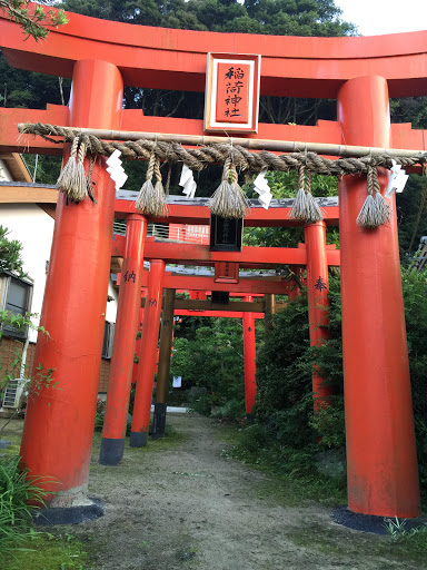 稲荷神社鳥居