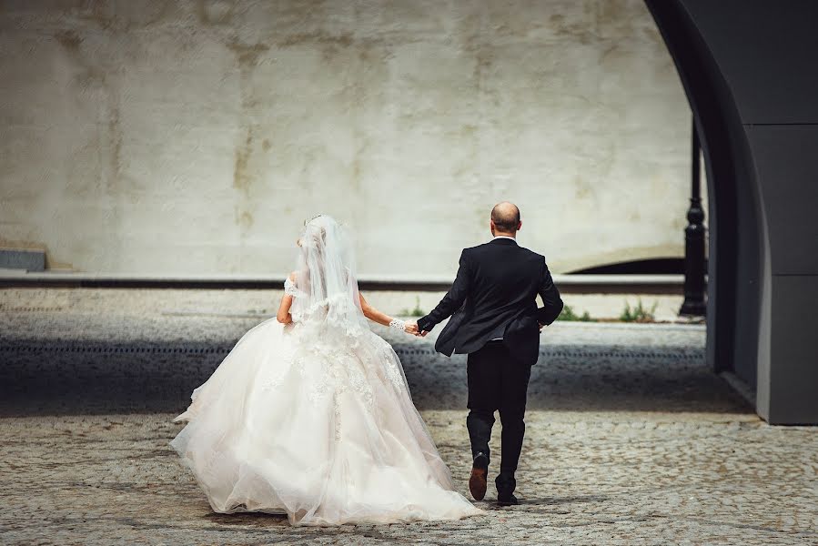 Fotógrafo de casamento Aleksandr Yuzhnyy (youzhny). Foto de 27 de julho 2017