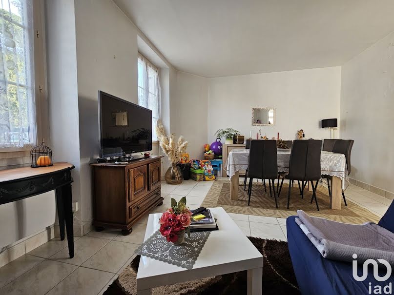 Vente appartement 2 pièces 41 m² à Dammarie-les-Lys (77190), 130 000 €