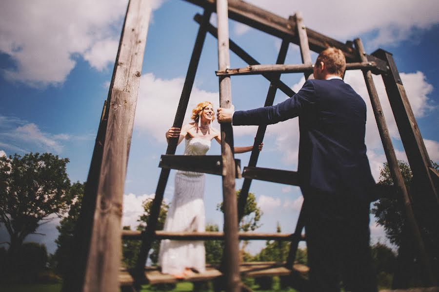 Fotógrafo de casamento Maksim Dubovik (acidmax). Foto de 28 de novembro 2017