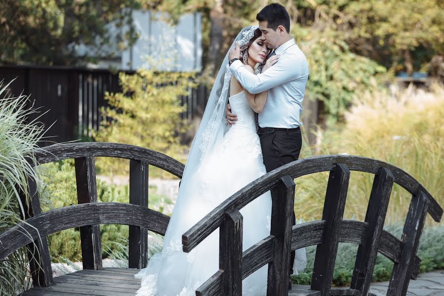 Fotógrafo de casamento Boris Kalachev (boriska). Foto de 24 de novembro 2017