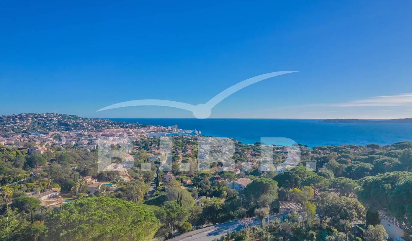 Villa with terrace Sainte-Maxime