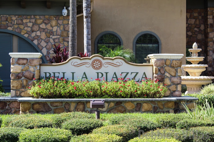 Entrance to Bella Piazza