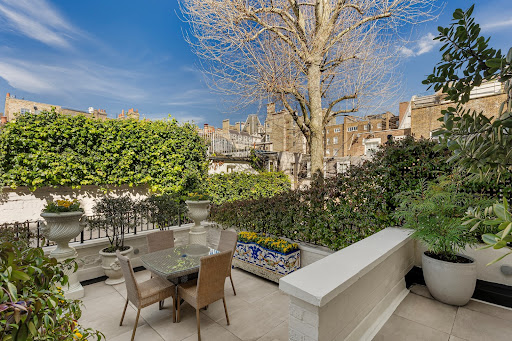 Maison avec jardin et terrasse 4