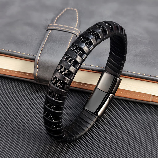 Title 4, Gold Cuban Chain Fashion Mens Bracelet Europea...