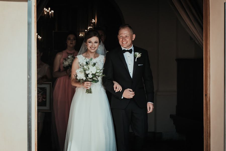 Bryllupsfotograf Zuzanna Rożniecka (visazu). Bilde av 26 februar 2020