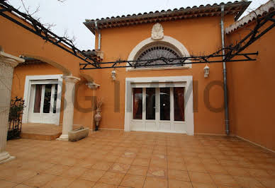 House with pool and terrace 3