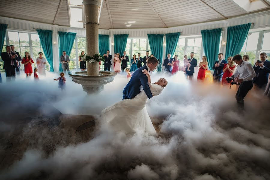 Fotografo di matrimoni Mateusz Marzec (wiosennydesign). Foto del 13 novembre 2018