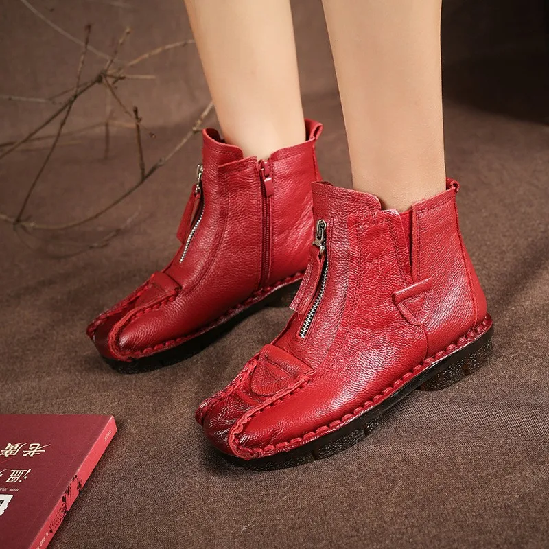 Zapatos acolchados de algodón con forro polar cálido retro de cuero genuino para mujer, ideales para un invierno acogedor y con estilo.