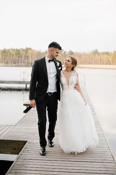 Fotógrafo de casamento Olya Klimuk (olgaklimuk). Foto de 26 de agosto 2022