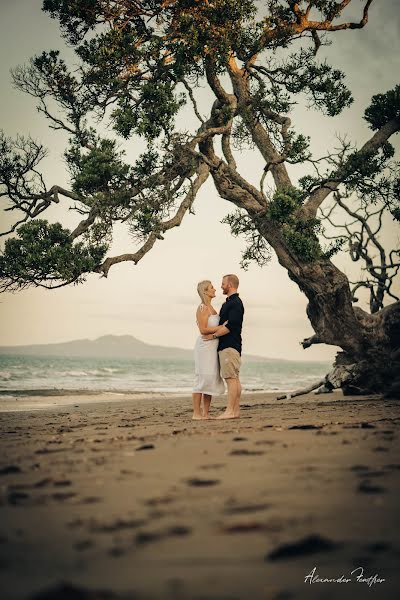 Wedding photographer Alexander Feather (alexfeather). Photo of 20 September 2020