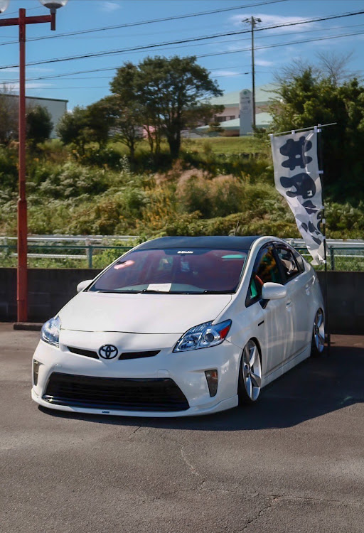 プリウスの#unity・#usdm#stance・#loweredLifestyle・#jdmlifestyle・#純ベタに関するカスタム事例の投稿画像1枚目