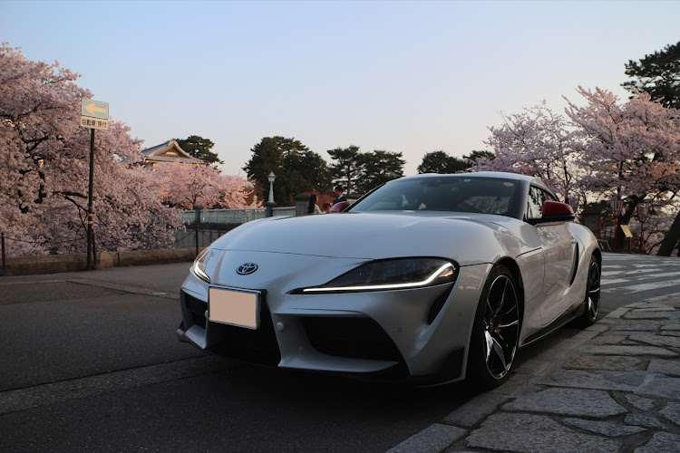スープラの桜とコラボ🌸・スープラ90・兼六園と桜・石川門・さくら満開に関するカスタム事例の投稿画像10枚目
