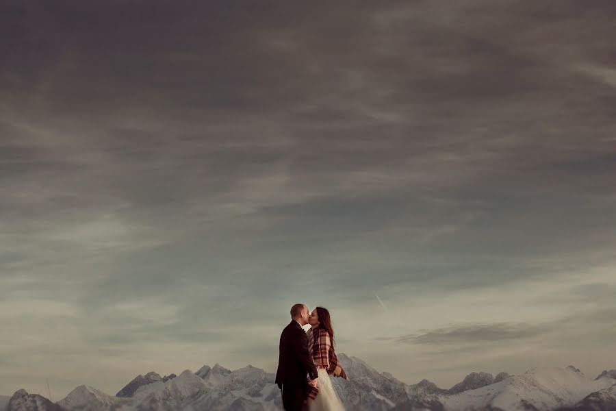 Fotógrafo de casamento Marcin Głuszek (bialaramka). Foto de 14 de março 2017