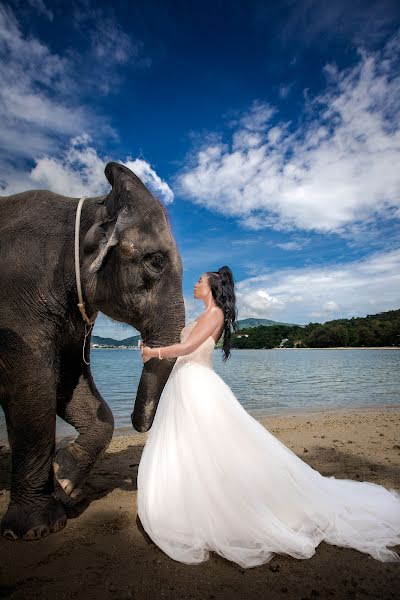 Fotografo di matrimoni Noi Chanthasri (noi-photography). Foto del 14 aprile 2022