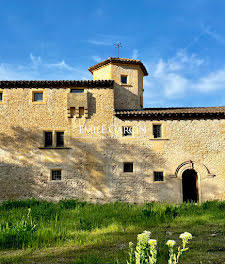 château à Pertuis (84)