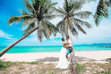 Fotógrafo de casamento Yuliya Chestikova (juliachestikova). Foto de 22 de julho 2018