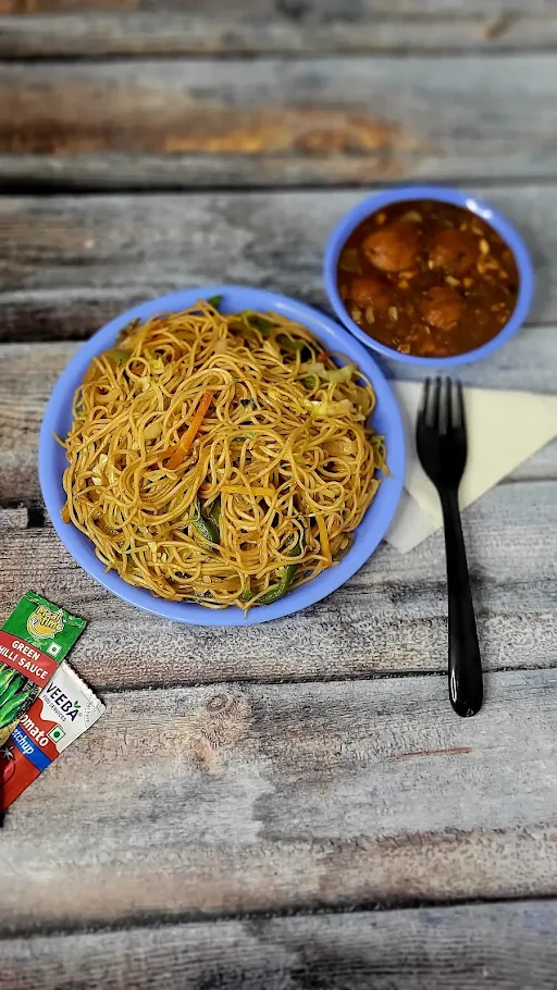 Veg Chowmein With Manchurian Combo