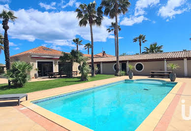 Maison avec piscine et terrasse 20